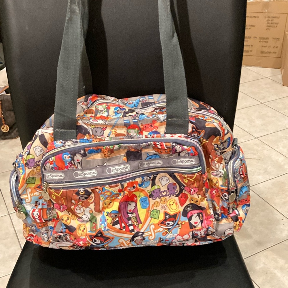 EUC LeSportsac bag